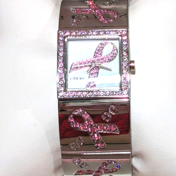 Guess breast cancer awareness pink ribbon silver bracelet watch - Picture 1 of 8